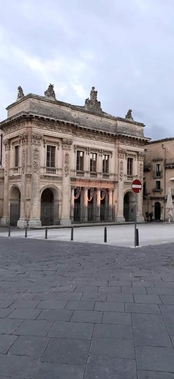 La Casa In Piazza Villa Noto Luaran gambar